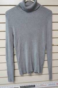 lot 64 image: Grey Sweater Size Medium