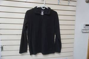 lot 71 image: Champion Black Fleece Sweater Size XL