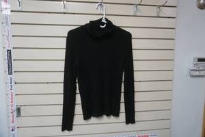 lot 74 image: Time and True Black Turtleneck Sweater Size Medium