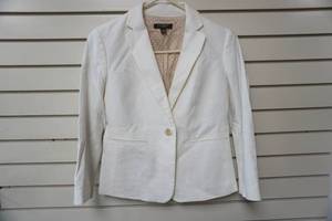 lot 83 image: Ann Taylor Blazer