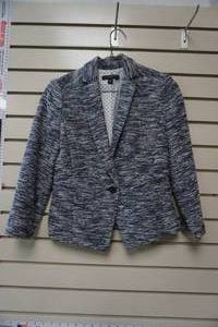 lot 139 image: Ann Taylor Petite Blazer Size 00