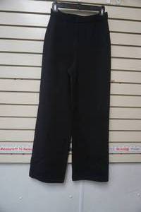 lot 143 image: St. John Collection By Marie Gray Knit Slacks Size 2-black