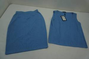 lot 184 image: St Johns 2 piece set
