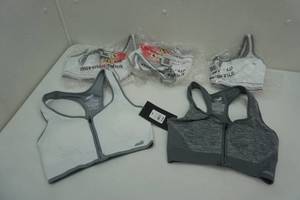 lot 189 image: Danskin sport bras