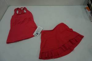 lot 196 image: Lululemon , tank