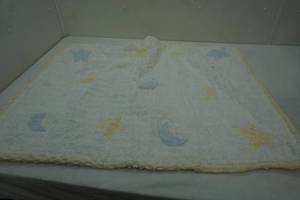 lot 209 image: Terry Cloth Baby Blanket