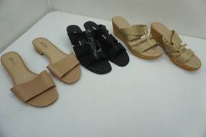 lot 238 image: Womens Sandals Size 56