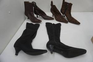 lot 239 image: Womens Boots Size 5-7