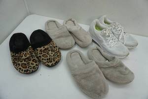lot 241 image: Womens Slippers and Nike Tennis Shoes Size 6