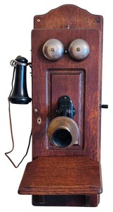 lot 101 image: Vintage Chicago Telephone Supply Company  Antique Wall-Mount Wooden Crank Telephone