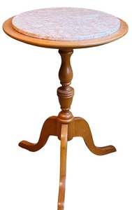 lot 103 image: Veined Marple Top Circular Table with Tapering Column