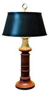 lot 114 image: Gorgeous Vintage Table Lamp Metal Shade and Wood Base