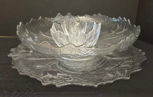 lot 121 image: Vintage Cambridge Glass Co. Everglade Line Torte Plate Tulip, Cambridge Glass Co. Everglade Line Torte Bowl Tulip & More