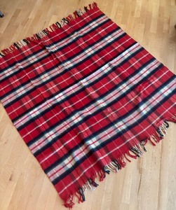 lot 267 image: Lovely Plaid Blanket