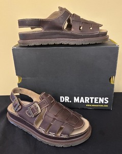 lot 324 image: New Dr. Martins Bark Sandals Size 12