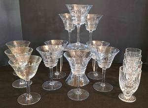lot 303 image: Sparkling Crystal Stemware Selection