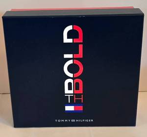 lot 375 image: Mens Tommy Hilfiger TH Bold Cologne Set