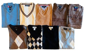 lot 341 image: (9) Mens Sweater Vest including LL Bean, Tommy Hilfiger and More