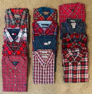 lot 180 image: Mens Button-Up Shirts Long and Short Sleeve Options Including Tommy Hilfiger, Levis and More