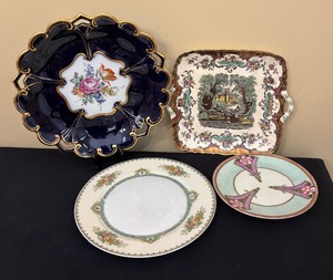 lot 359 image: Four Lovely Vintage Plates by Fraureuth, Masons, Jimenau and More