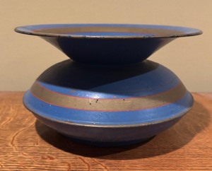 lot 462 image: Vintage Spittoon