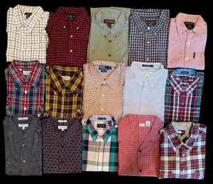 lot 429 image: (15) Like New Button-Up Shirts Both Short and Long Sleeves