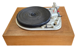 lot 505 image: Vintage Garrard Turntable