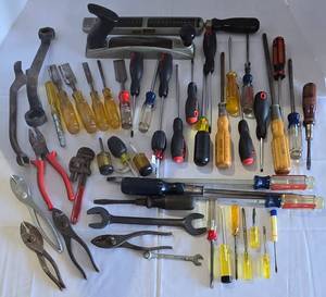 lot 509 image: Vast Hand Tool Selection