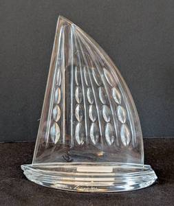 lot 46 image: Jim OLeary Waterford Crystal Sailboat