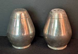 lot 203 image: Sterling Silver Salt and Pepper Shakers