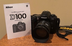 lot 594 image: Nikon D100 Digital Camera