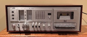 lot 21 image: Vintage JVC Stereo Cassette Deck Model KD-65J
