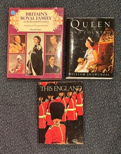 lot 662 image: Britains Royal Families, This England and Queen & Country Books