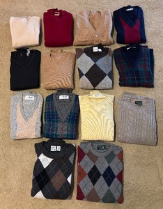 lot 664 image: Variety of Mens Size XL  Sweaters by Daytons, Kerry Classics, Pringl, Bloomingdales and More
