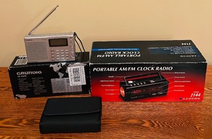 lot 612 image: Small AMFM Radio and Portable AMFM Clock Radio