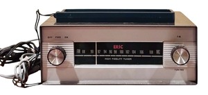 lot 689 image: Highly Fidelity Turner by Eric Engineering  1961 Broadcast Receiver or WWII Tuner