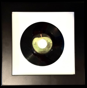 lot 728 image: Framed 7 Vinyl 45 RPM Record the Beatles Hey Jude Released in 1968