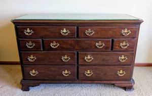 lot 15A image: Drexel Townsend Low Dresser