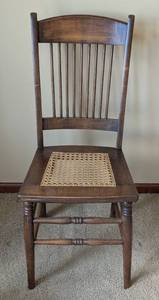 lot 482 image: Vintage Cane Seat Side Chair