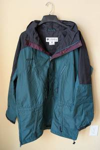 lot 488 image: Columbia Mens XL Tall Light Weight Jacket