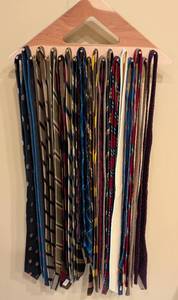 lot 491 image: Variety of Mens Skinny Ties