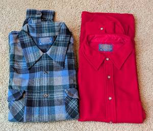 lot 498 image: Set of 2 Pendleton Woolen Mills Shirts - Red and Blue Plaid