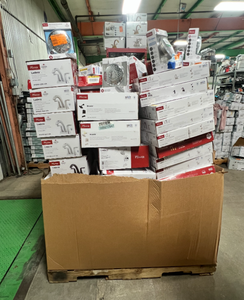 HUGE Pallet of Mixed Brand Untouched Faucets, Showers, Towel Bars and other Décor ($14,000+ Retail). Amazing for eBay Resellers