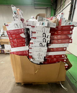 HUGE Pallet of Mixed Brand Untouched Faucets, Showers, Towel Bars and other Décor ($14,000+ Retail). Amazing for eBay Resellers