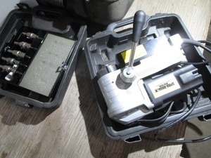 lot 3 image: Spira Broach Magnetic Drilling System, Hole Cutter Set