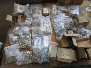 lot 18 image: Nuts & bolts, new 14, 38, 516