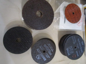 lot 27 image: Cutoff Wheels