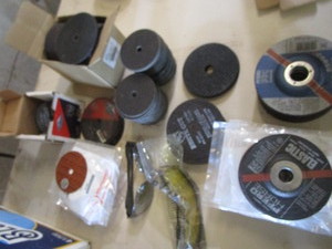 lot 28 image: Cutoff & Abrasive Wheels