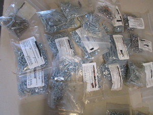 lot 37 image: TEK Self Driving Screws