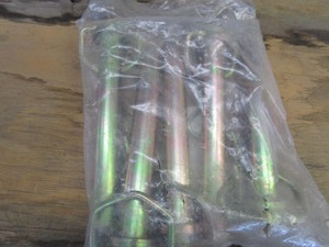lot 71 image: Hi Carbon Hitch Pins